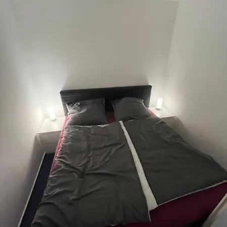 Schoene Helle Dg In Der Altstadt Schwerin